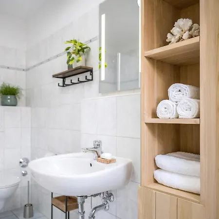 Apartment Friedenstrasse 43 Whg Mara *